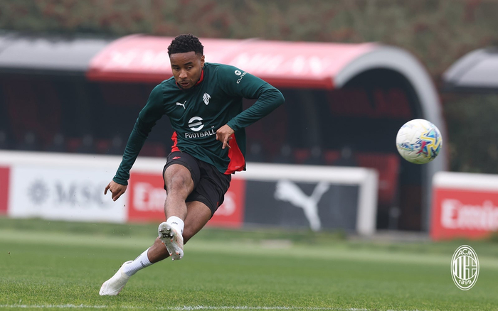 NBA-希门尼斯回归米兰合练|圣地亚哥·希门尼斯|AC米兰|圣地亚哥-希门尼斯|阿尔瓦罗-希门尼斯|ac米兰_新浪新闻