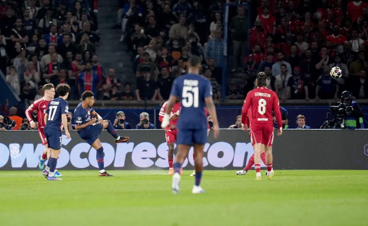 赛程-擅打高端局，杜埃生涯至今14场欧冠淘汰赛直接参与11球